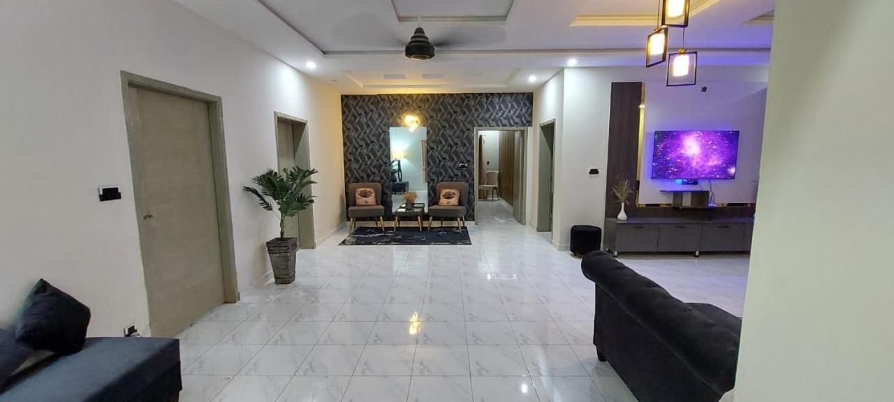 Velvet Vibes Villa Near Islamabad Airport Dhok Sandemar Extérieur photo